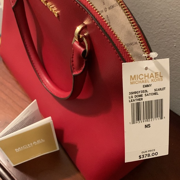On Sale NWT Michael Kors Red Ladies Large Dome Satchel Leather - Picture 2 of 6